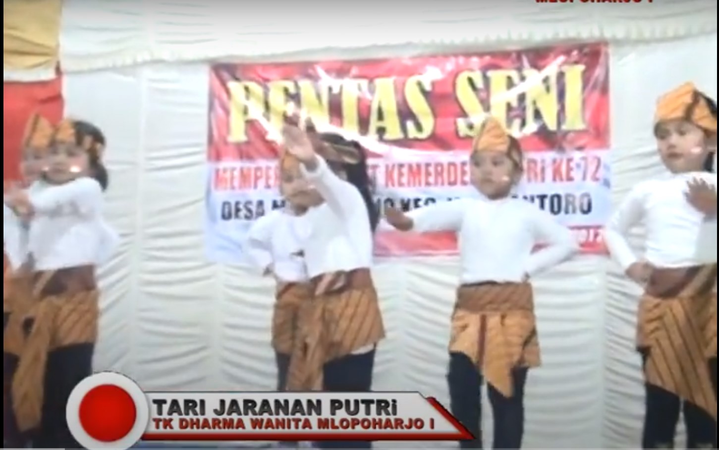 Tari Jaranan Putri